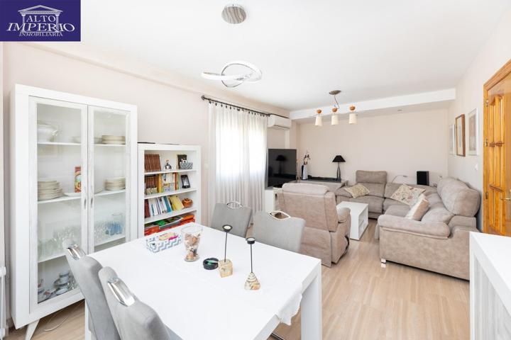 ¡VIVIENDA EN ESQUINA EN LAS GABIAS! photo 0