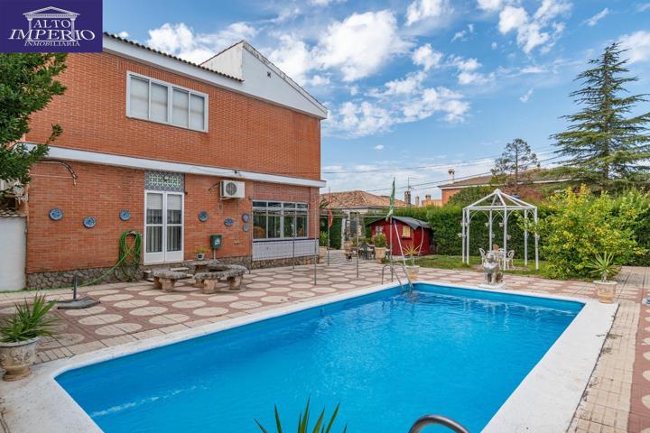 Unifamiliar En venta en Centro, Otura photo 0