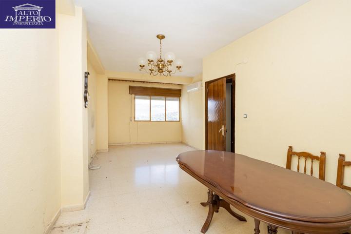 Acogedor Piso en Iznalloz - Oportunidad Única a un Precio Inmejorable photo 0