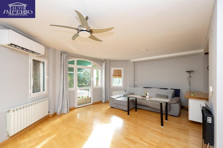 Amplio y Luminoso Piso en Caparacena, Atarfe - Ideal para Entrar a Vivir photo 0