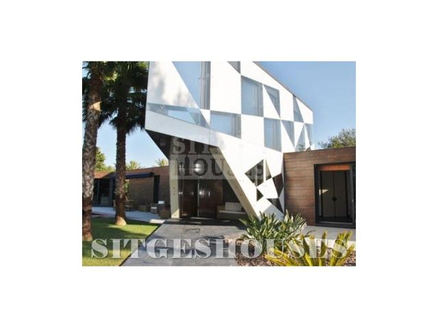 Casa En venta en Sitges photo 0