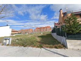 Terreno en venta en Paracuellos de Jarama photo 0
