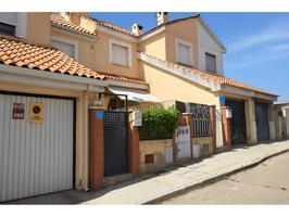 Chalet pareado en venta en Cabañas de La Sagra photo 0