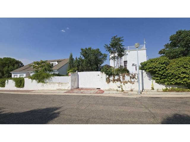 Casa en venta en Villaluenga de La Sagra photo 0