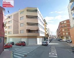 Local comercial 84m2, todo exterior photo 0
