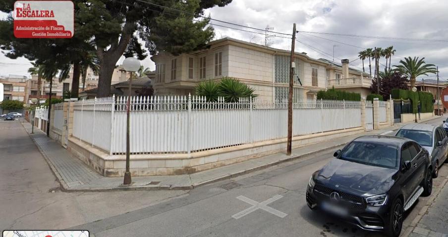 Magnifico chalet en zona urbana, Elda photo 0