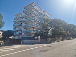 Piso en venta en Platja dels Capellans-Zona Turística photo 0