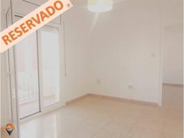 OPORTUNIDAD, PISO DE 4 HABITACIONES, PARA ENTRAR A VIVIR!! photo 0