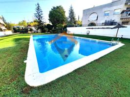 ¡PISO EN ZONA RESIDENCIAL CON PISCINA COMUNITARIA Y PARQUING! photo 0