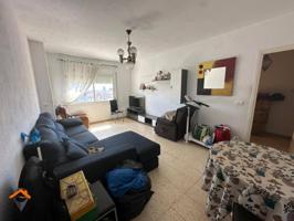 GRAN PISO CON 4 HABITACIONES, AMPLIO BALCON Y ASCENSOR!!! photo 0