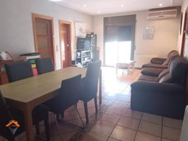 PISO DE 92m² CON TAL SOLO 2 VECINOS! photo 0