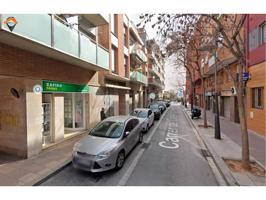 Local en venta en Barberà del Vallès, a un paso de la Avda. Doctor Moragas photo 0