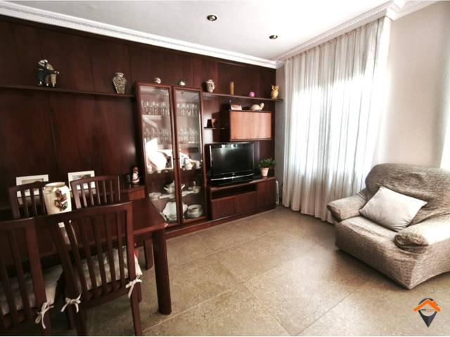 PLANTA BAJA PARA ENTRAR A VIVER EN TERMES-SABADELL (ANTES 3 HABITACIONES) photo 0