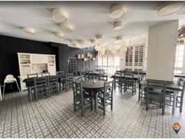 Restaurante en venta en el corazón de Barberà del Vallès photo 0