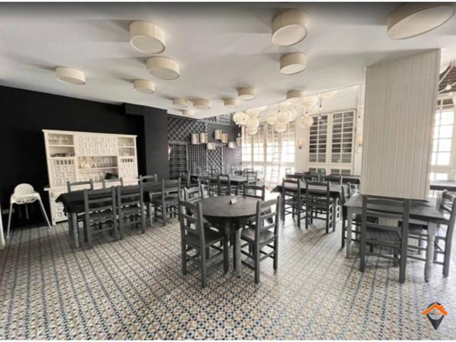 Restaurante en venta en el corazón de Barberà del Vallès photo 0