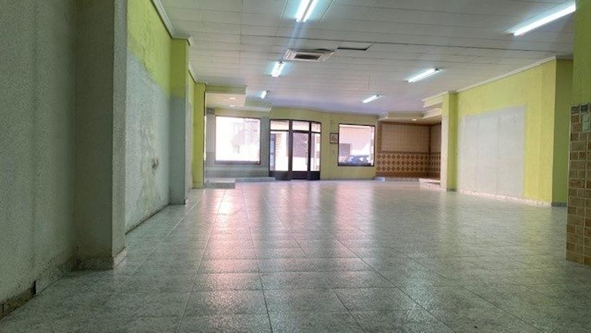 Se vende o alquila local comercial photo 0