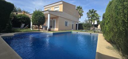 Chalet en venta Lliria photo 0