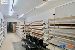 LOCAL COMERCIAL EN PREMIÀ DE MAR. photo 0