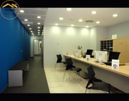 LOCAL COMERCIAL EN BARCELONA. photo 0