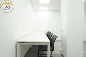 OFICINA REFORMADA EN BARCELONA. photo 0