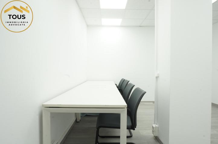 OFICINA REFORMADA EN BARCELONA. photo 0