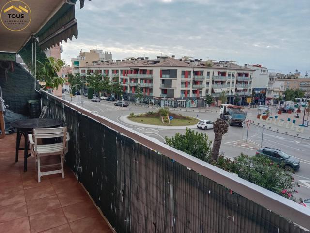 Encantador piso con vistas al mar en zona tranquila y con todos los servicios photo 0