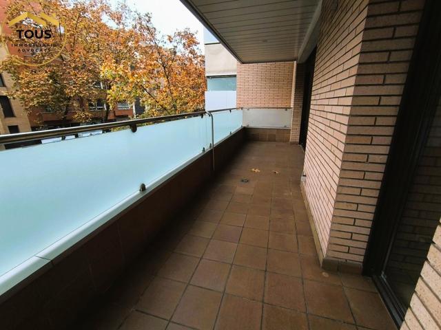 Amplitud, privacidad y ubicación premium en el centro de Sabadell photo 0