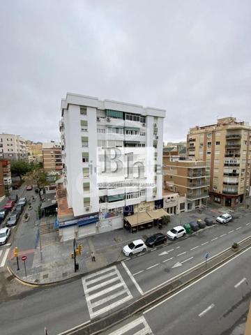 AVENIDA CARLOS HAYA PISO DE 3 DORMITORIOS photo 0