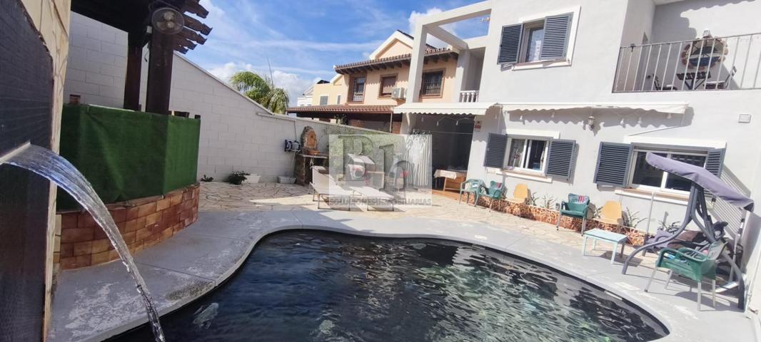 Chalet en Puerto de la Torre con piscina photo 0
