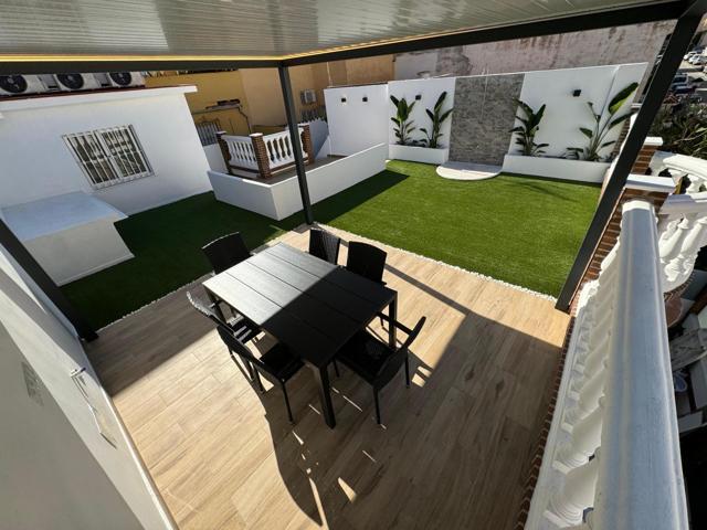 OPORTUNIDAD CASA CON PISCINA EN VICTORIA EUGENIA!! 3 DORMITORIOS, 2 BAÑOS, PORCHE, PATIO Y TERRAZA photo 0