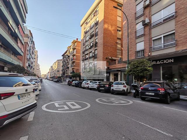 Piso en Venta en Zona Tranquila y Bien Comunicada!!! photo 0