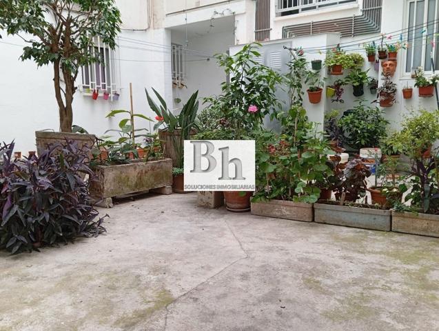 BLANHOGAR VENDE PISO EN PUERTA BLANCA CON PATIO!!! photo 0