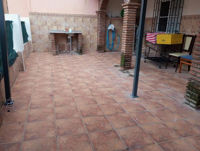 OPORTUNIDAD CASA VICTORIA EUGENIA! 143 METROS, 3 DORMITORIOS, GARAJE, 2 BAÑOS, TERRAZA, PATIO photo 0