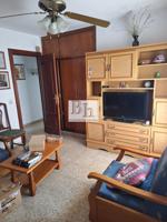 BLANHOGAR VENDE PISO EN HEROE DE SOSTOA. photo 0