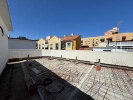 Casa en el Molinillo photo 0