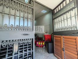 BLANHOGAR VENDE MAGNÍFICO LOCAL EN SANTA CRISTINA!!! photo 0