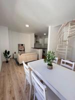 Duplex de 2 habitaciones con 2 garajes y trastero photo 0