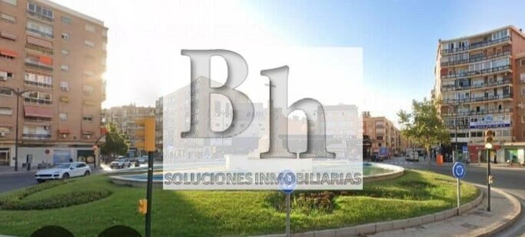 BLANHOGAR VENDE MAGNIFICO PISO RECIEN REFORMADO!!! photo 0