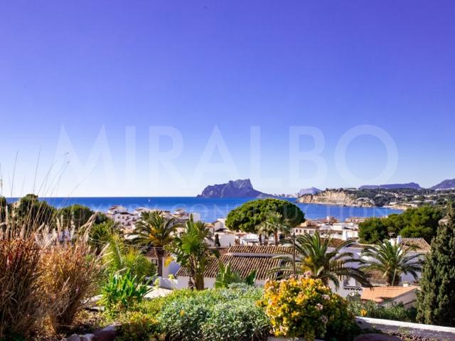 Villa En venta en Moraira photo 0