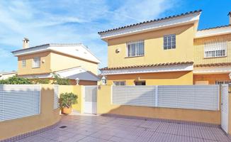 2 Chalets en Venta photo 0