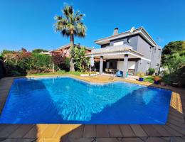 Villa en venta en zona Heliópolis photo 0