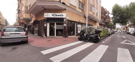 EMBLEMATICO BAR DE BARRIO EN TRASPASO photo 0