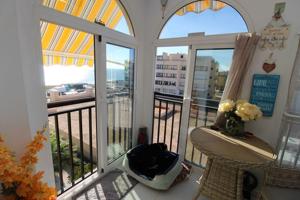 Se vende acogedor apartamento con vistas al mar en Torrevieja – La Veleta photo 0