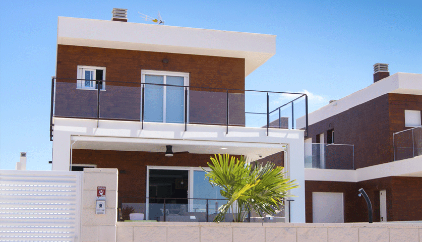 Casa - Chalet en venta en el Gran Alacant de 151 m2 photo 0