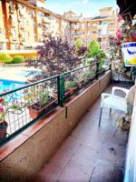 Acogedor apartamento con jardín y piscina comunitaria en Parque Azahara, Córdoba photo 0