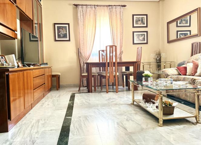 Oportunidad en Encinarejo. Casa de 2 plantas con terraza, 2 trasteros y cochera photo 0