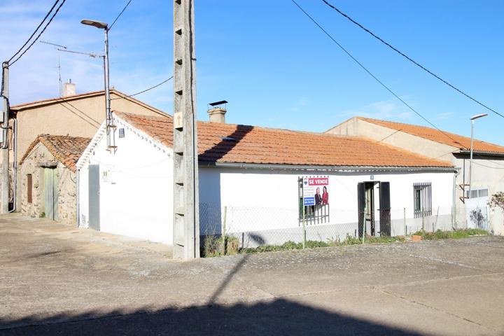 Casa De Campo En venta en Acacias, 2, Aldeanueva De La Sierra photo 0