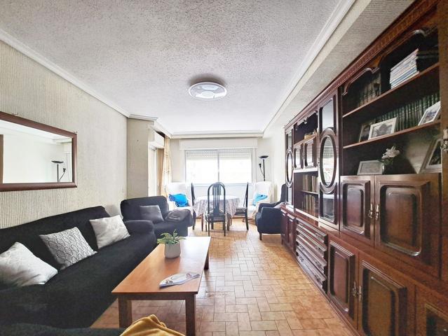 Piso En venta en Calle Primero De Mayo, 38, Garrido, Salamanca photo 0
