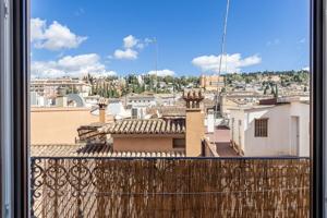 Oportunidad Única en el Corazón de Granada: Piso Exclusivo con Vistas a la Alhambra 🏰 photo 0
