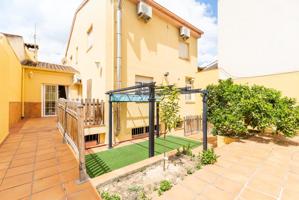 Casa En venta en Olivares, Moclin photo 0